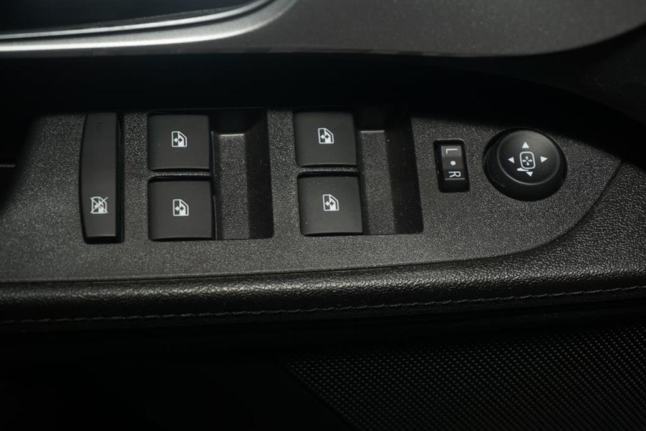 657081