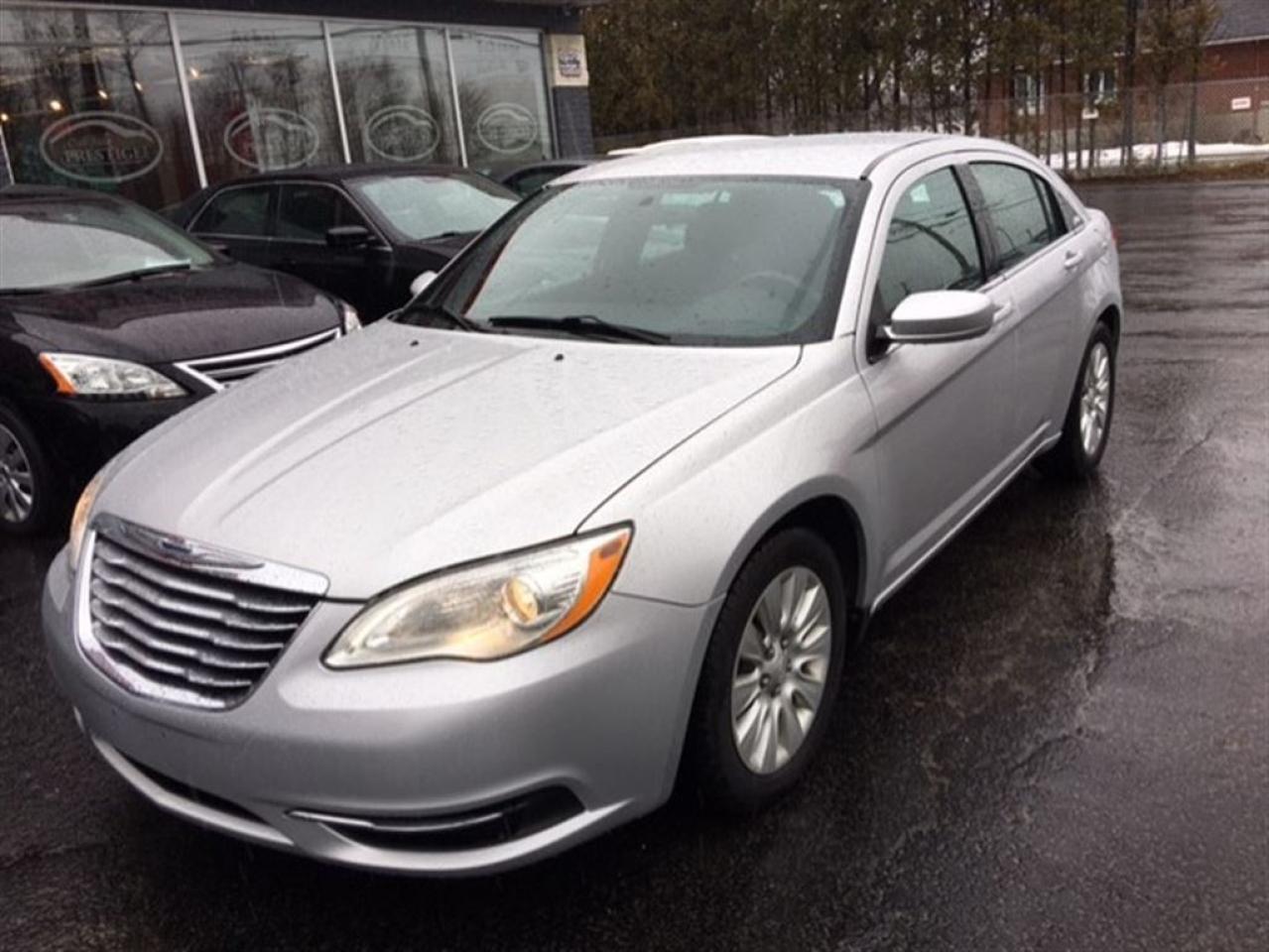Used 2011 Chrysler 200 Touring GARANTIE GRATUITE 34$/sem*0$dépô for sale in St-Eustache, QC