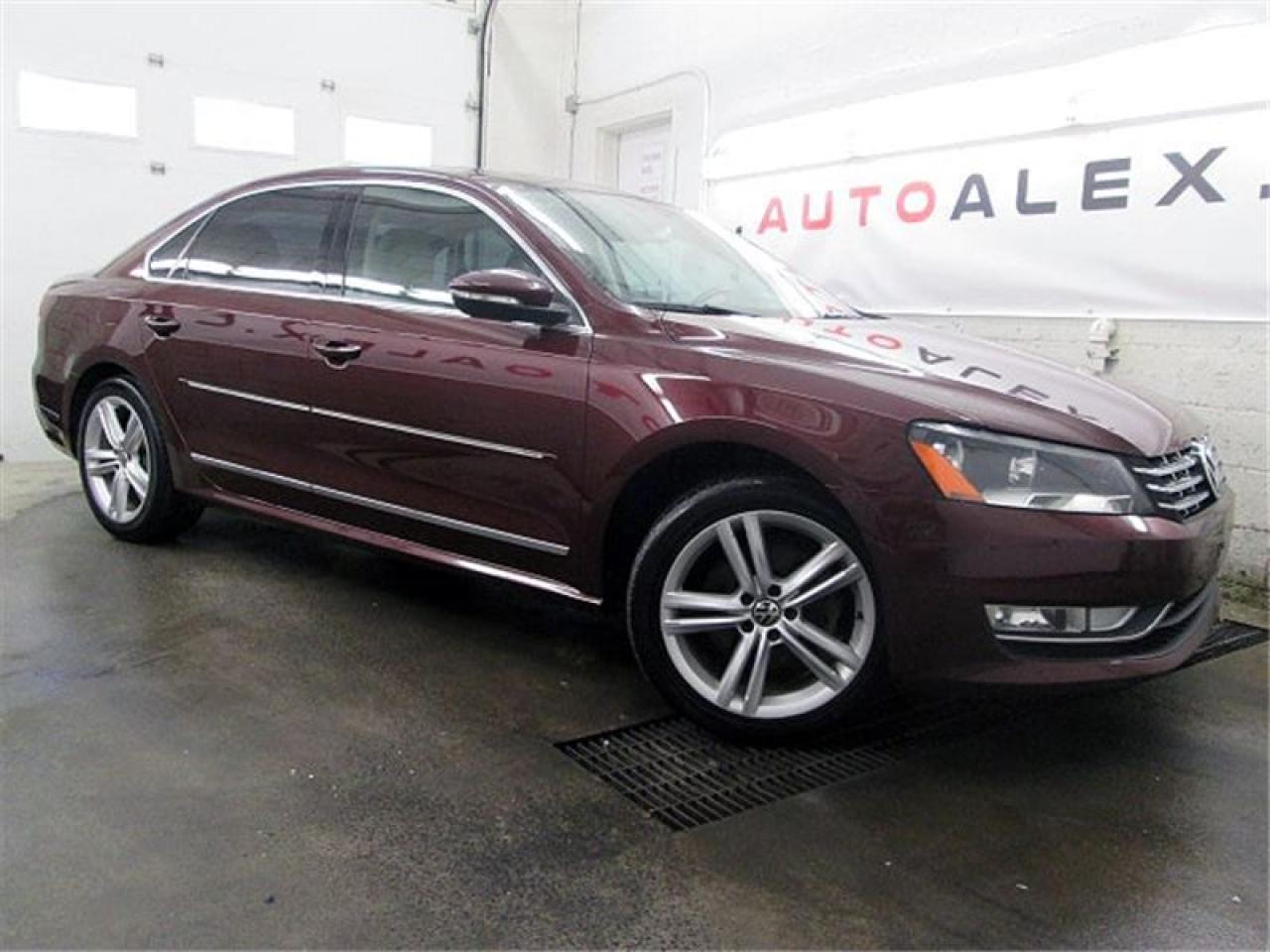 Used 2012 Volkswagen Passat HIGHLINE for sale in St-Eustache, QC