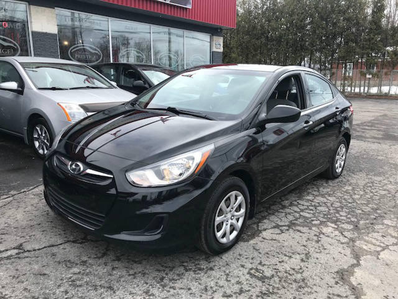 Used 2013 Hyundai Accent Berline 4 pts tans manuelle *Disp. limit for sale in St-Eustache, QC
