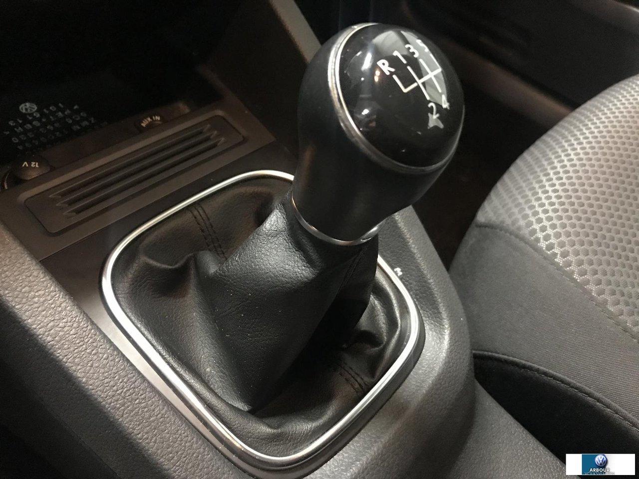 657178
