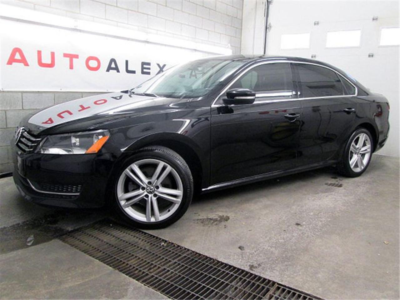 Used 2013 Volkswagen Passat Noir / Noir Cuir for sale in St-Eustache, QC