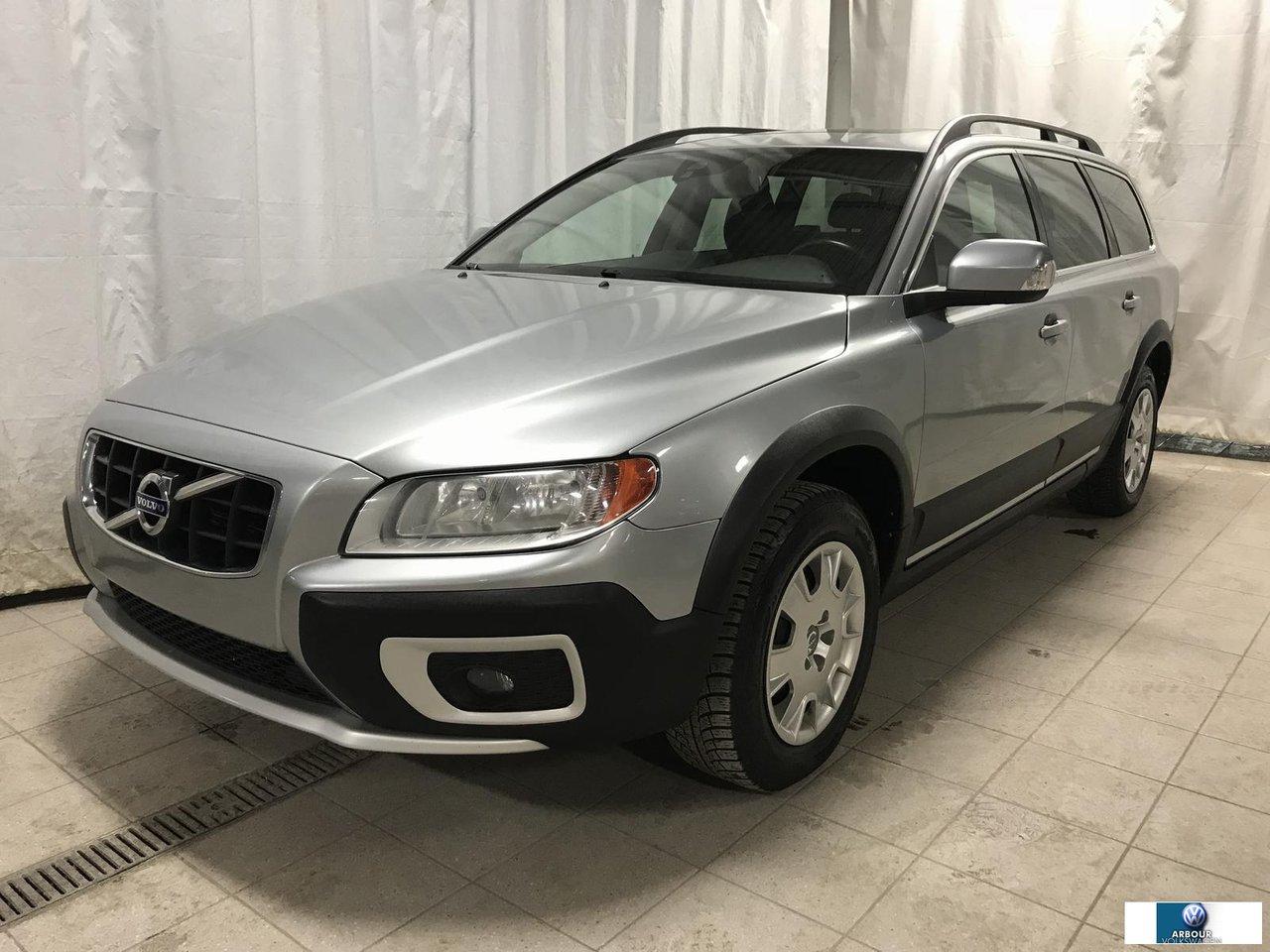 Used 2012 Volvo XC70 Toit + Cuir + Sièges for sale in Laval, QC