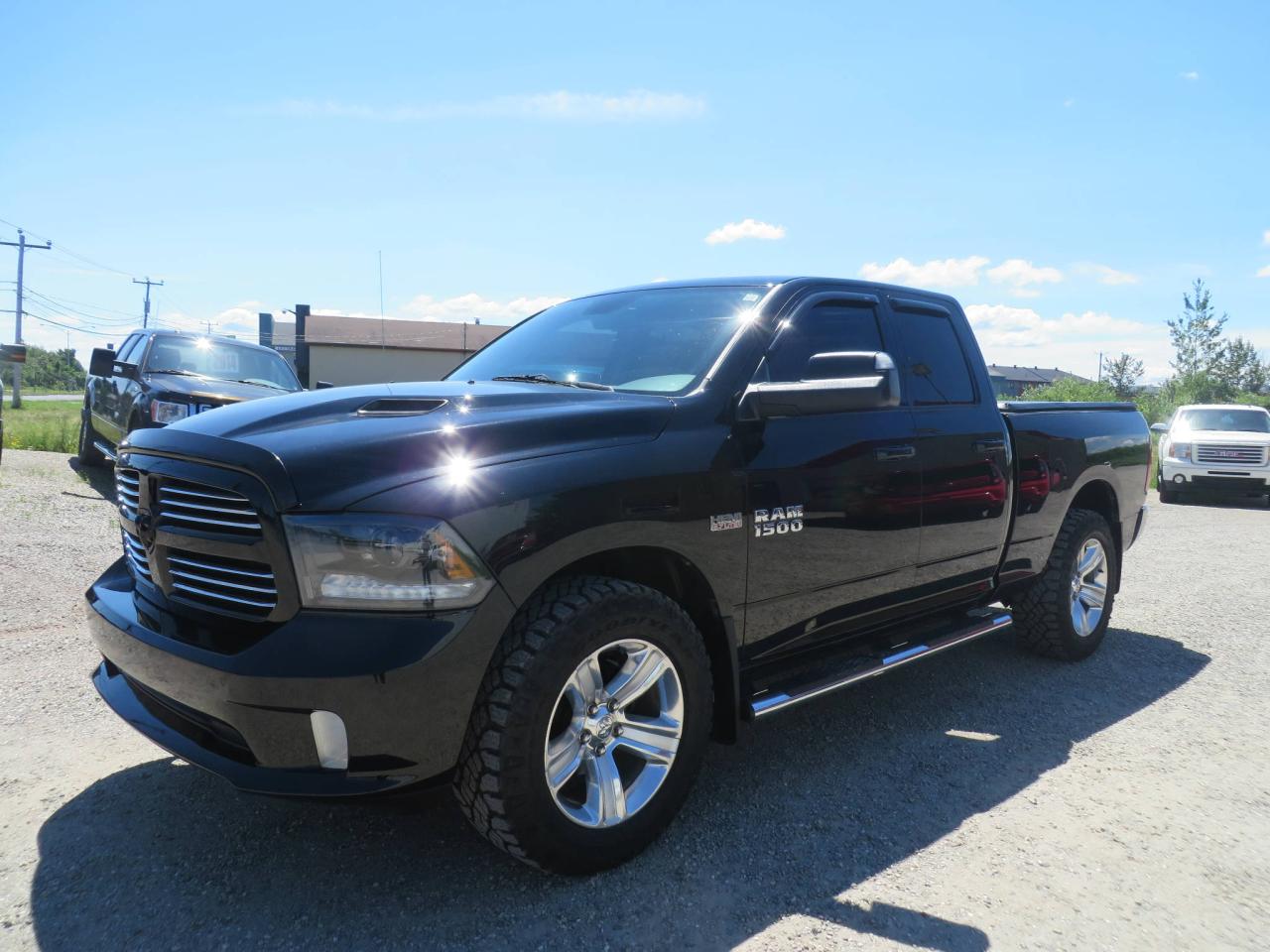 Used 2014 Ram 1500 Cabine quad 4RM, 140,5 po Sport for sale in Lévis, QC