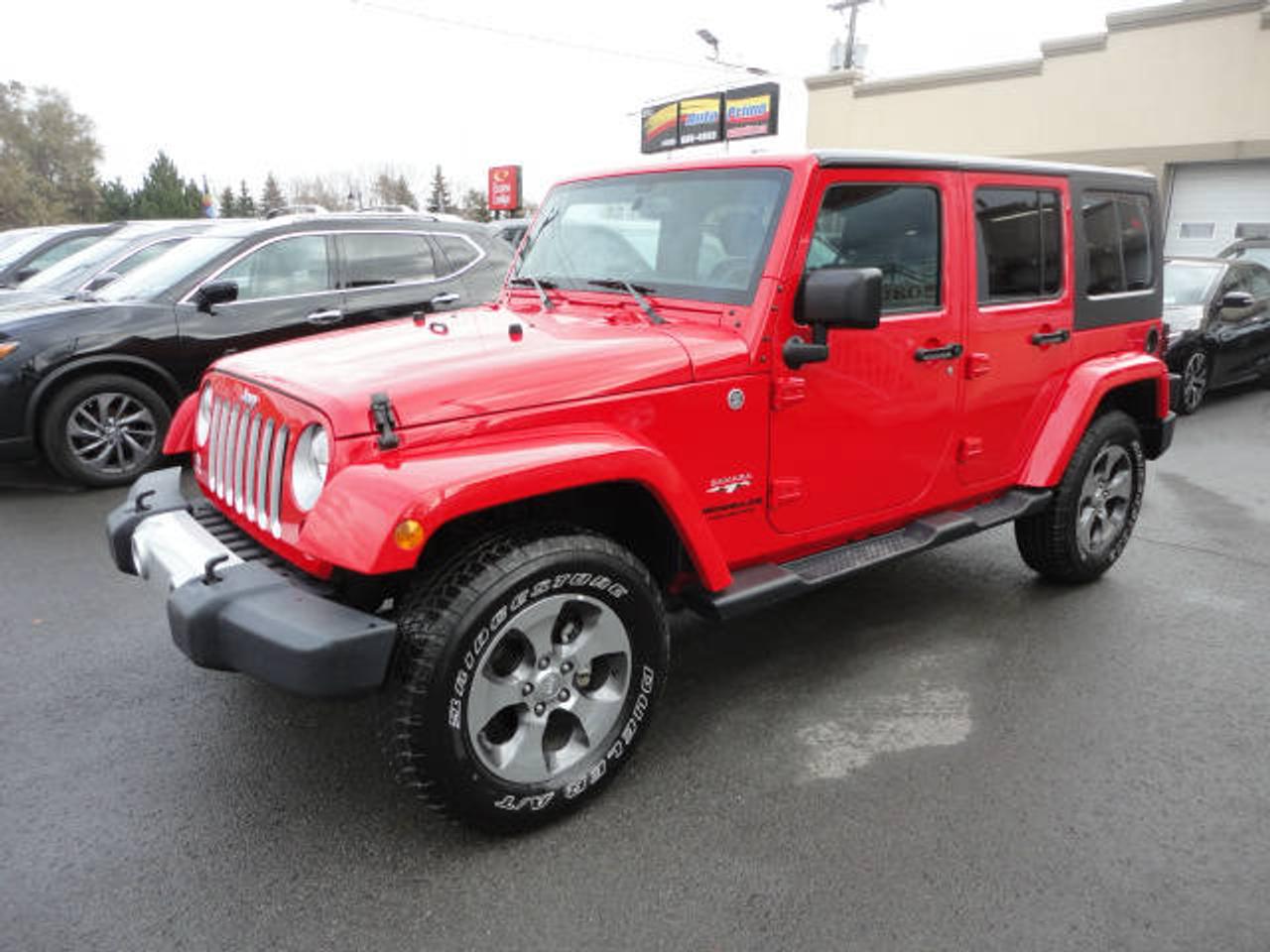 <a href=https://www.auto-primo.ca/occasion/Jeep-Wrangler-2017.html>https://www.auto-primo.ca/occasion/Jeep-Wrangler-2017.html</a>

Jeep Wrangler Unlimited Sahara 2017 4X4 usagee a vendre a laval chez Auto Primo. 

· 19556kms
· Garantie du manufacturier jusquau 28 Fevrier 2022
· 4X4
· Automatique
· Demarreur a Distance
· Systeme de Navigation GPS
· Bluetooth
· Toit Rigide
· Air Climatisee
· Portes Electriques
· Vitres Electriques
· Mirroirs Electriques
· Mirroirs Chauffants
· Controle de Volume au Volant
· Regulateur de Vitesse
· Radio AM/FM
· Lecteur CD
· Cable Auxilliere

Auto Primo, situee au 2032 boul. Cure-Labelle a Laval, 10 minutes de montreal, nous sommes les specialistes des Vehicules Usagees. Simposant comme etant le meilleur conseiller pour comprendre et advenir aux besoins de sa clientele, nos personnelles qualifiees sont a votre disposition afin dassurer une satisfaction aupres de vous, a son plus haut niveau! Son inventaire varier vous offre un choix exceptionnel de vehicules, de toutes les marques, tous les budgets et tous les gouts! Financement facile sur place 1ere et 2eme chance au credit! Contacter nous pour plus dinformations, La Priorite Chez Auto Primo, cest Vous!