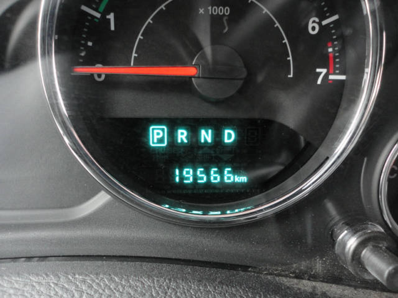 657298