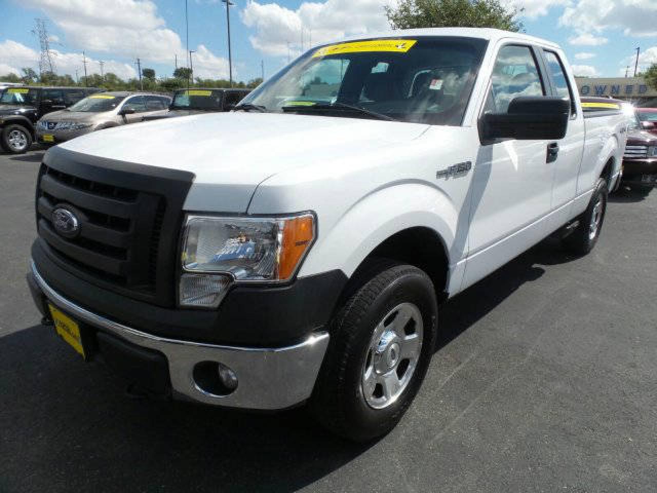 Used 2011 Ford F-150 XLT GARANTIE GRATUITE 90$/sem* 0 dépôt for sale in St-Eustache, QC