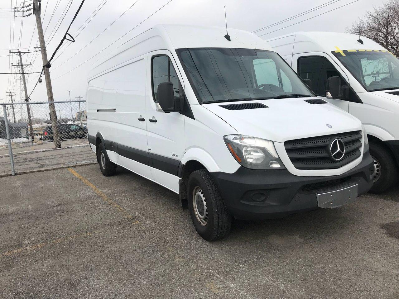 Used 2015 Mercedes-Benz Sprinter Diesel + A/c for sale in Laval, QC