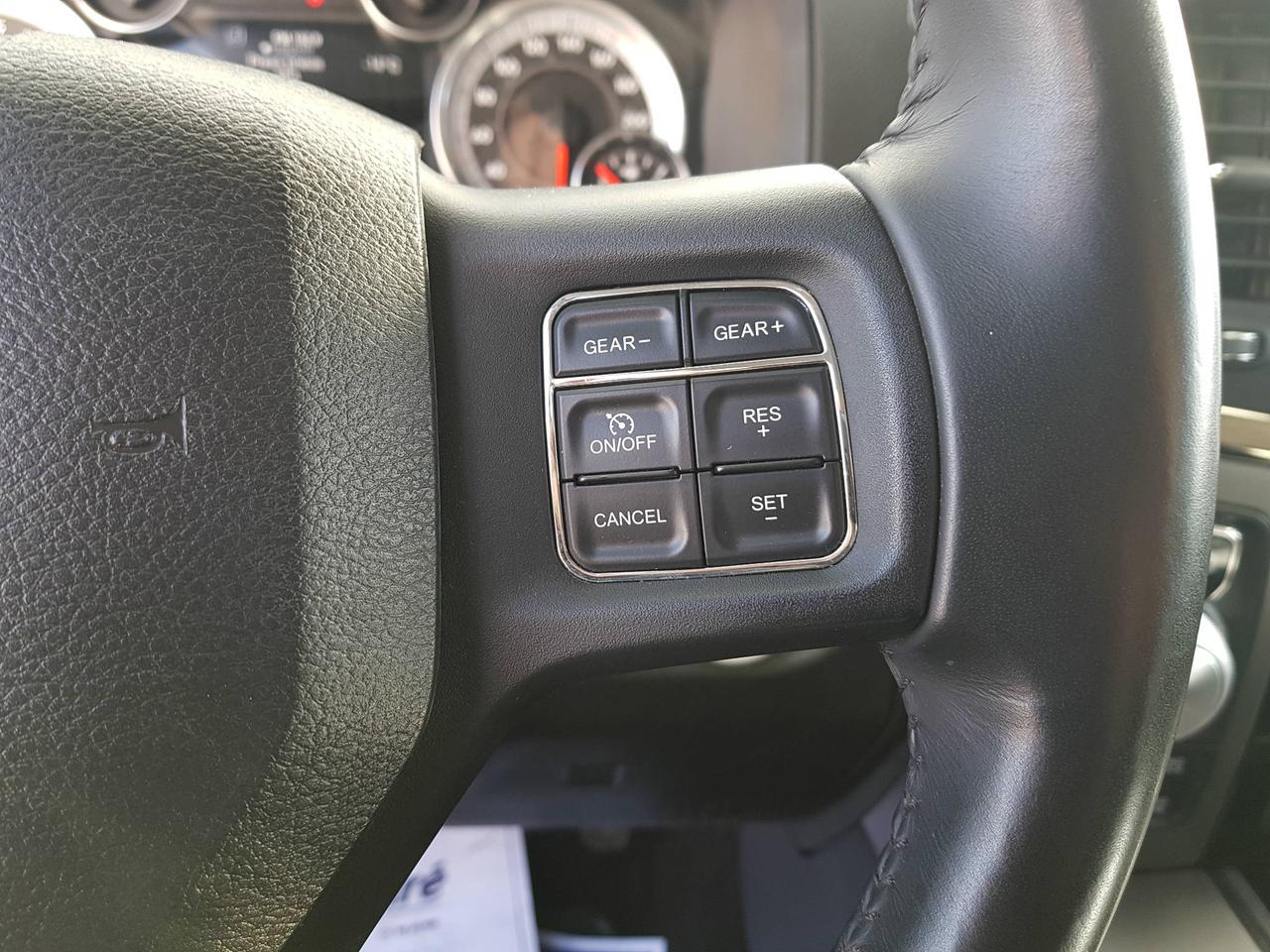 657333.11530378