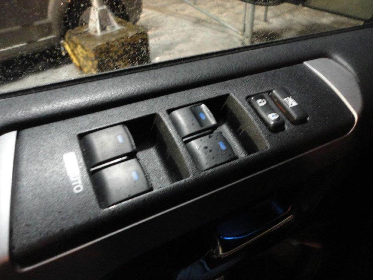 657369