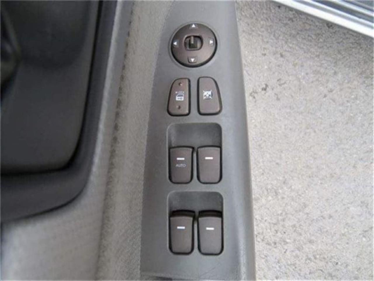 657381