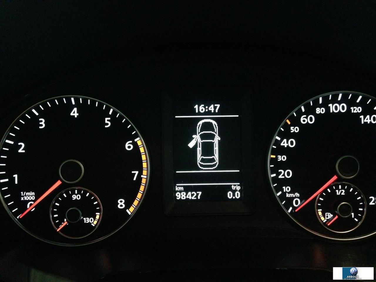 657382