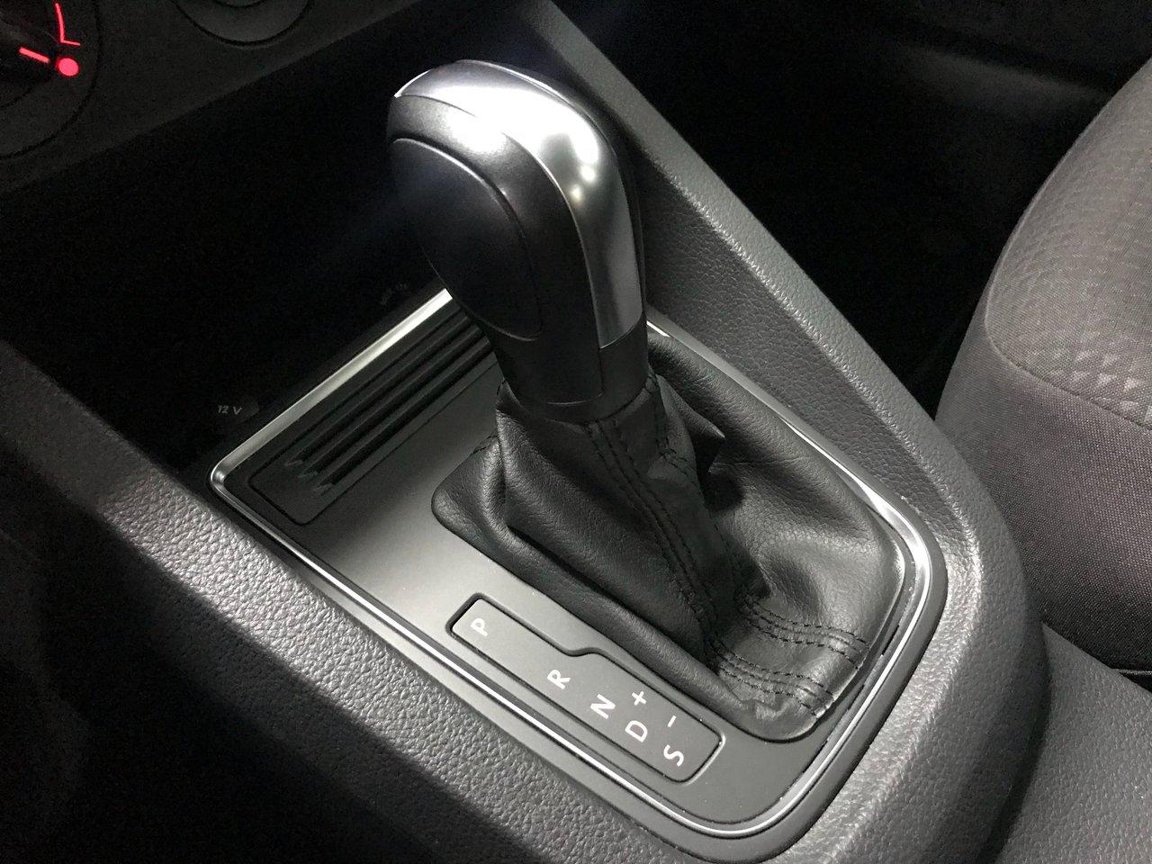 657385