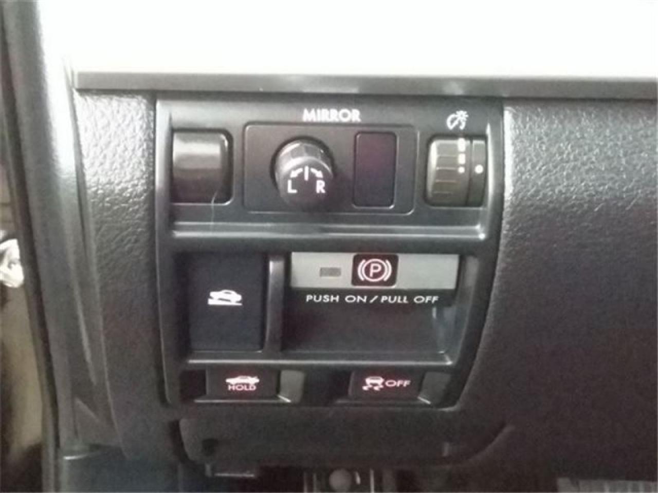 657389