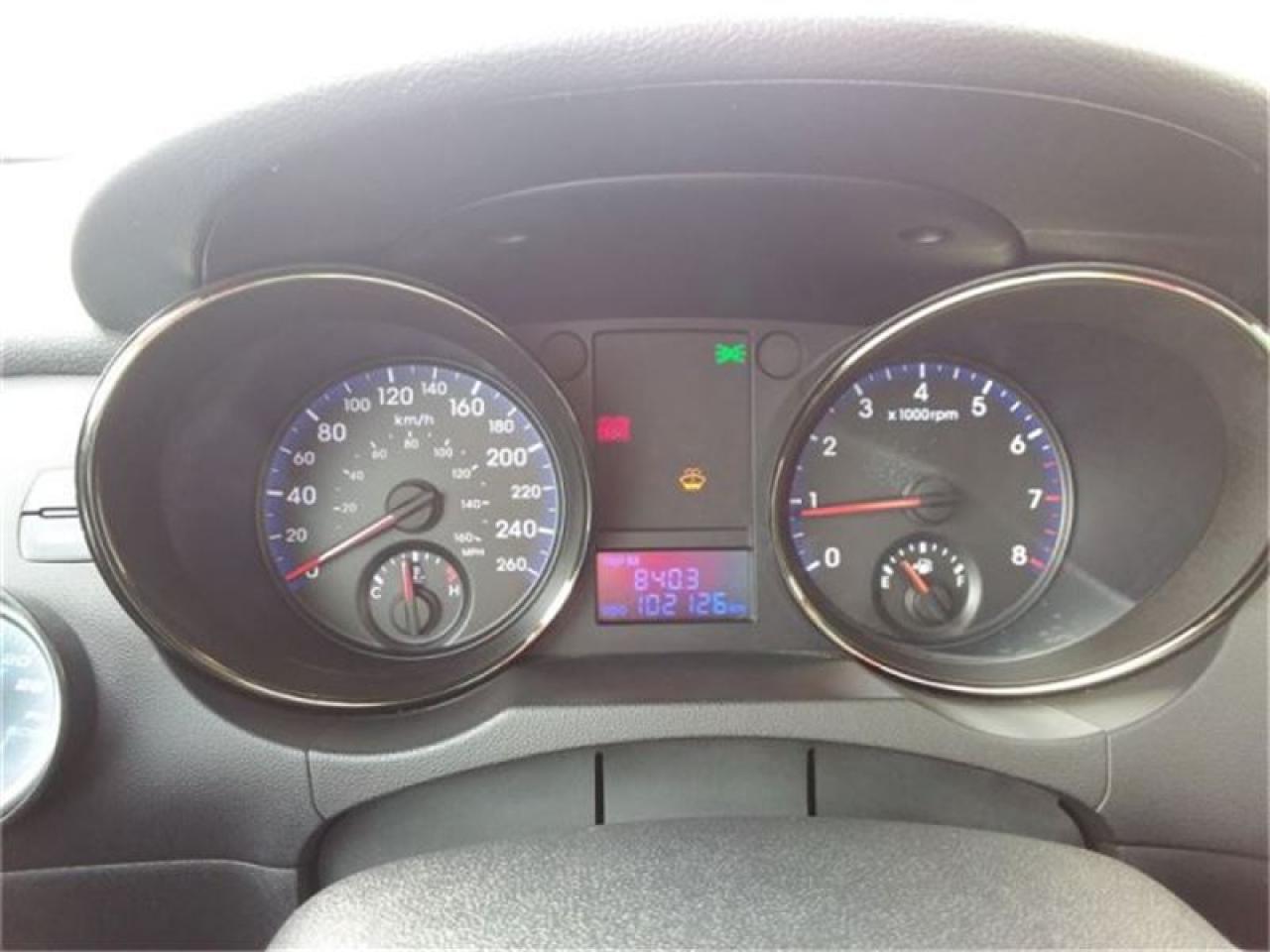 657394
