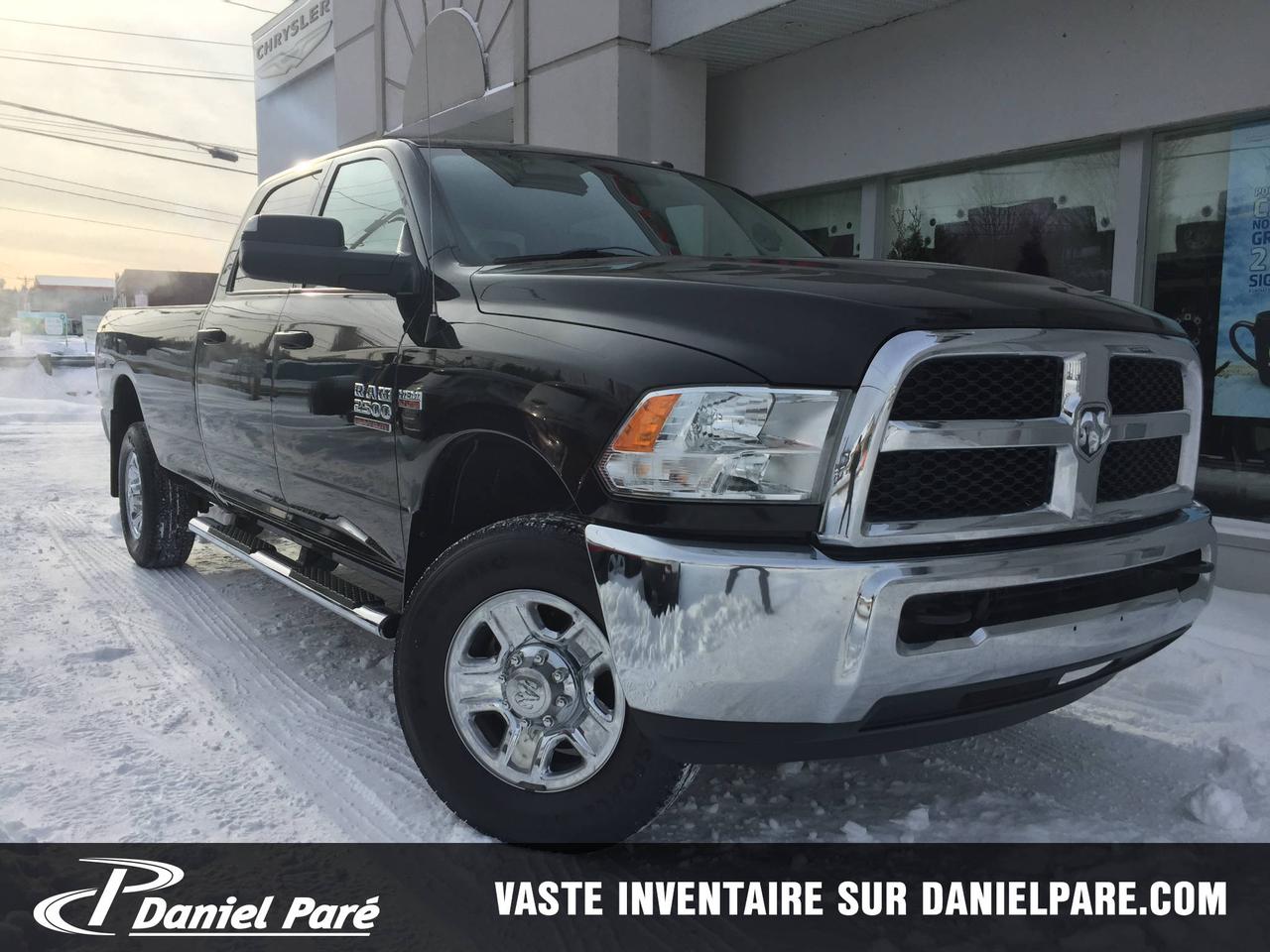 <a href=https://www.parechryslerstmalachie.com/occasion/RAM-2500-2015.html>https://www.parechryslerstmalachie.com/occasion/RAM-2500-2015.html</a>

--GARANTIE PLAN OR 6 MARS 2022 OU 160000KMS--ENSEMBLE DE REMORQUAGE AVEC CONTRÔLE DE FREINS DE REMORQUE--RATIO DIFFÉRENTIEL 4.10--CROCHETS DE REMORQUAGE--PHARES AUTOMATIQUE--GROUPE ÉLECTRIQUE COMPLET--ENSEMBLE DE PROTECTION--JANTES 18--ET PLUS A VOIR--
 Financement 100% approuvé et garantie disponible !

Tout nos véhicules sont inspectés et prêt pour la route.
Nous reprenons votre échange au meilleur prix garanti !