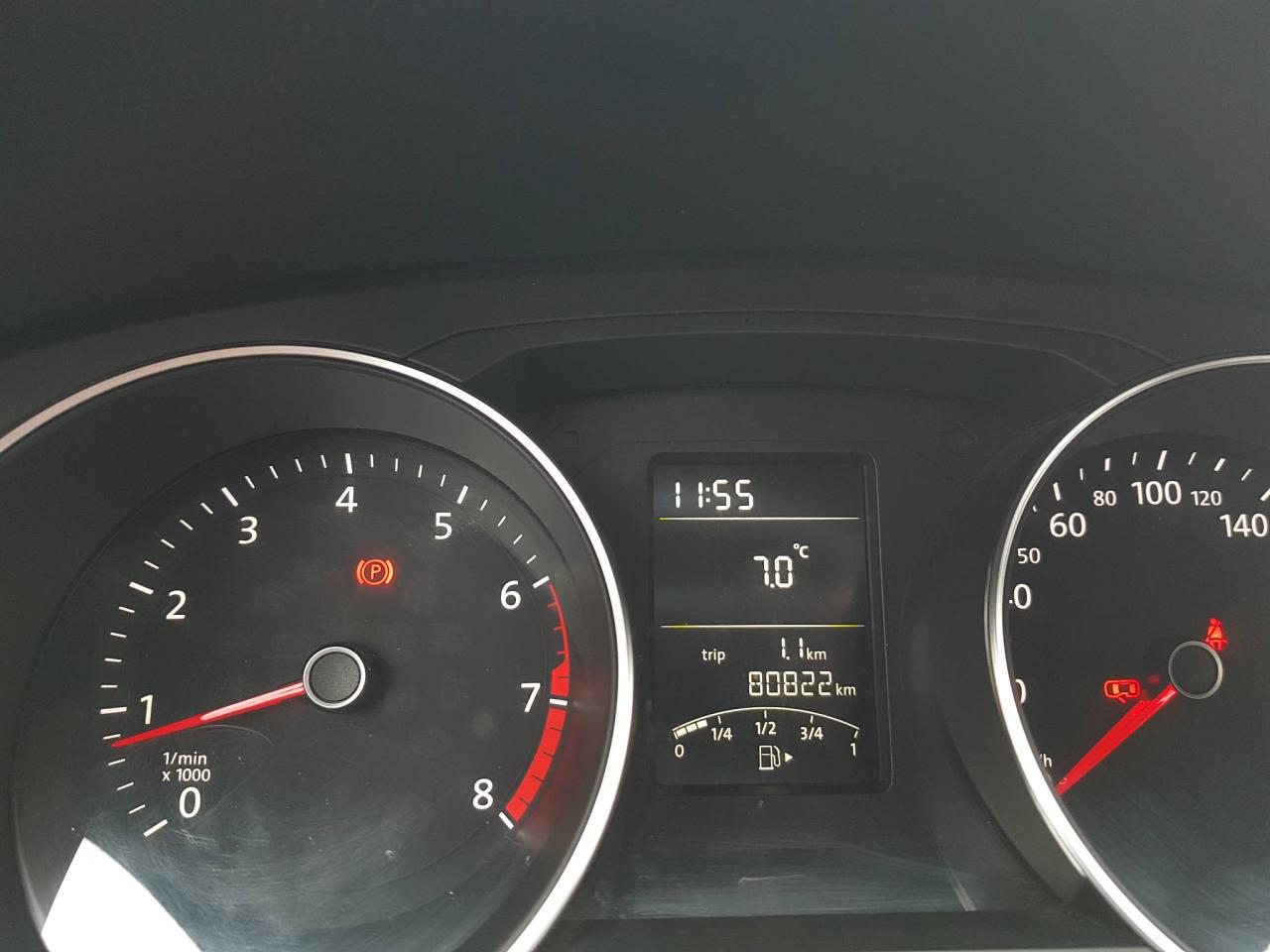 657405
