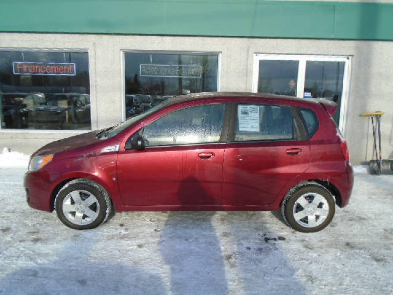 Used 2009 Pontiac Wave Familiale 5 portes for sale in St-Jérôme, QC