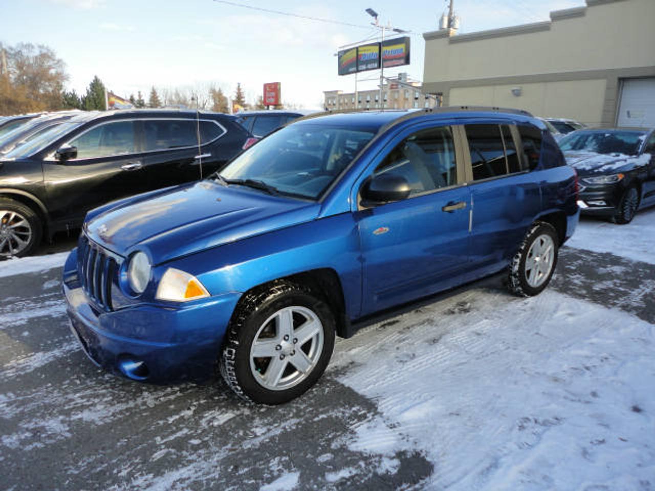 <a href=https://www.auto-primo.ca/occasion/Jeep-Compass-2009.html>https://www.auto-primo.ca/occasion/Jeep-Compass-2009.html</a>

Jeep Compass 2009 North Edition usagee a vendre a laval chez Auto Primo. 224909kms

· Automatique
· Jantes Aluminium
· Air Climatisee
· Vitres Electriques
· Mirroirs Electriques
· Portes Electriques
· Regulateur de Vitesse
· 2.4L l4 VVT

Auto Primo, situee au 2032 boul. Cure-Labelle a Laval, 10 minutes de montreal, nous sommes les specialistes des Vehicules Usagees. Simposant comme etant le meilleur conseiller pour comprendre et advenir aux besoins de sa clientele, nos personnelles qualifiees sont a votre disposition afin dassurer une satisfaction aupres de vous, a son plus haut niveau! Son inventaire varier vous offre un choix exceptionnel de vehicules, de toutes les marques, tous les budgets et tous les gouts! Financement facile sur place 1ere et 2eme chance au credit! Contacter nous pour plus dinformations, La Priorite Chez Auto Primo, cest Vous!