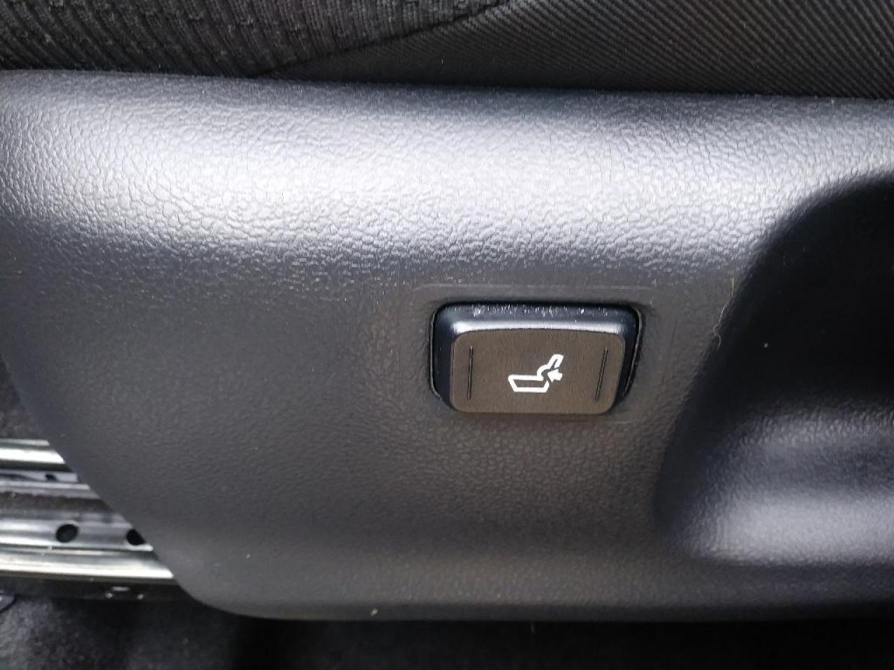 657476