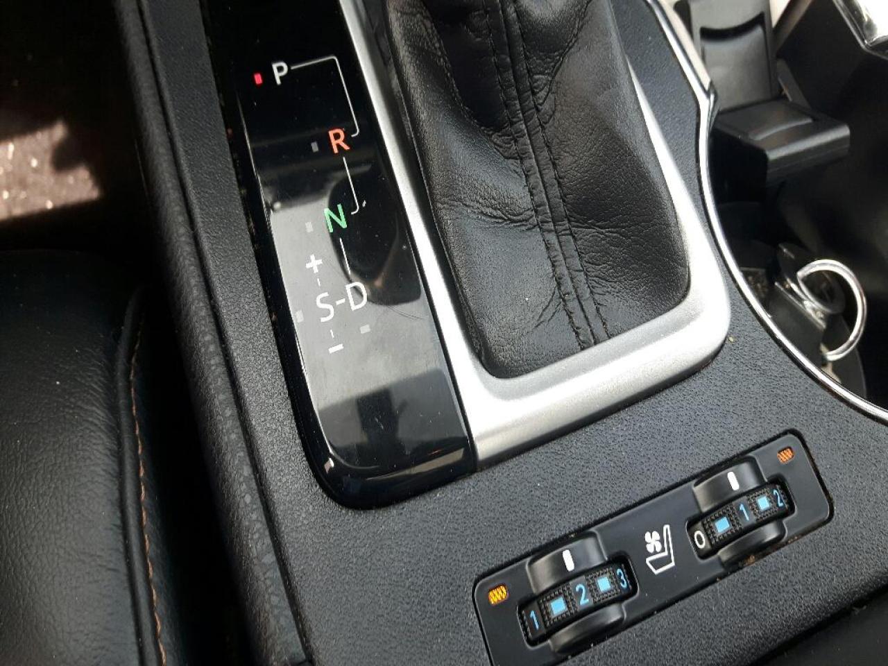 657527