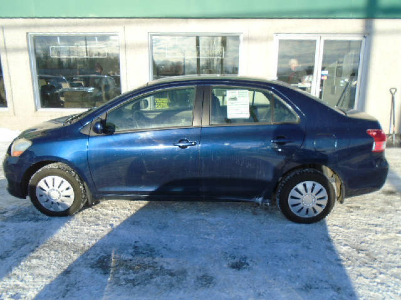 Used 2008 Toyota Yaris Berline 4 portes BM for sale in St-Jérôme, QC
