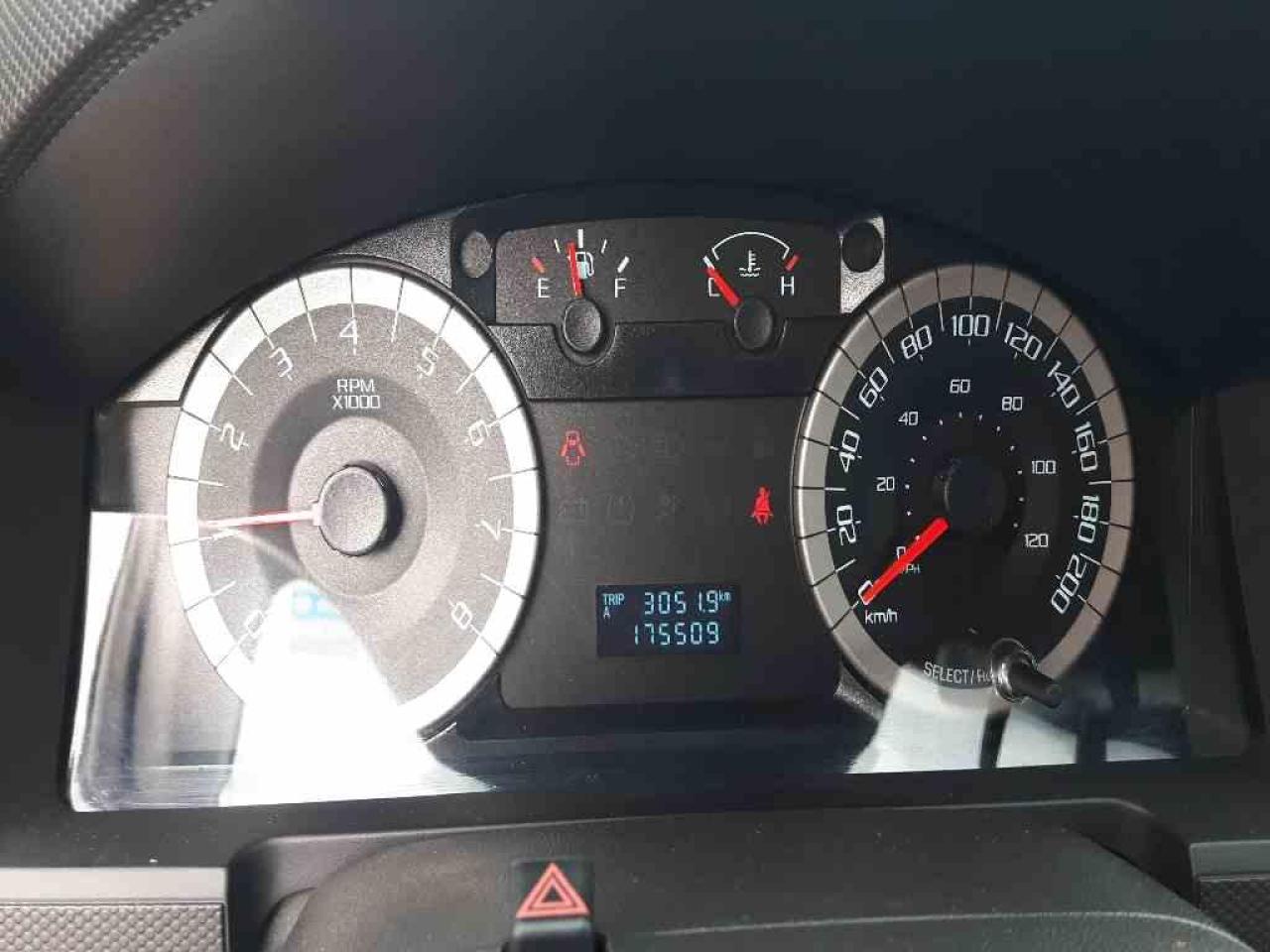657533
