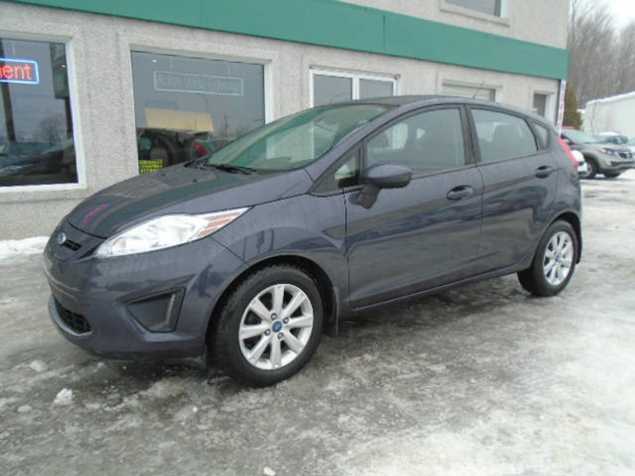 <a href=https://www.autoaubaine.com/Ford-Fiesta-c6995154.html>https://www.autoaubaine.com/Ford-Fiesta-c6995154.html</a>

Ford Fiesta SE 2012, Seulement 95000KM!!!!,Porte vitre électrique,Air climatisé,Cruise Control,Siège Chauffant, Bleu tooth,MAGS,Très bonne mécanique,Très Propre. PROBLÈME DE CRÉDIT, PAS DE SOUCI AVEC NOUS !!!!  ***FINANCEMENT DISPONIBLE*** 1 ÈRE , 2 ÈME, 3 ÈME CHANCE AUX CRÉDITS ET PLUS.A Voir!!,A Voir!!Venez Nous Voir au 2357, boul du Curé-Labelle, Saint-Jérôme, QC J7Y 5E9

Contactez pour la Vente:Kevin 514-670-5131) ou Freddy (514-692-5784)
Pour le Financement contactez Alain( 514-910-1403)