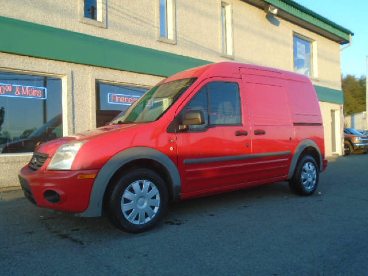 Used 2010 Ford Transit Connect XLT de 114,6 po avec vitre de portière a for sale in St-Jérôme, QC