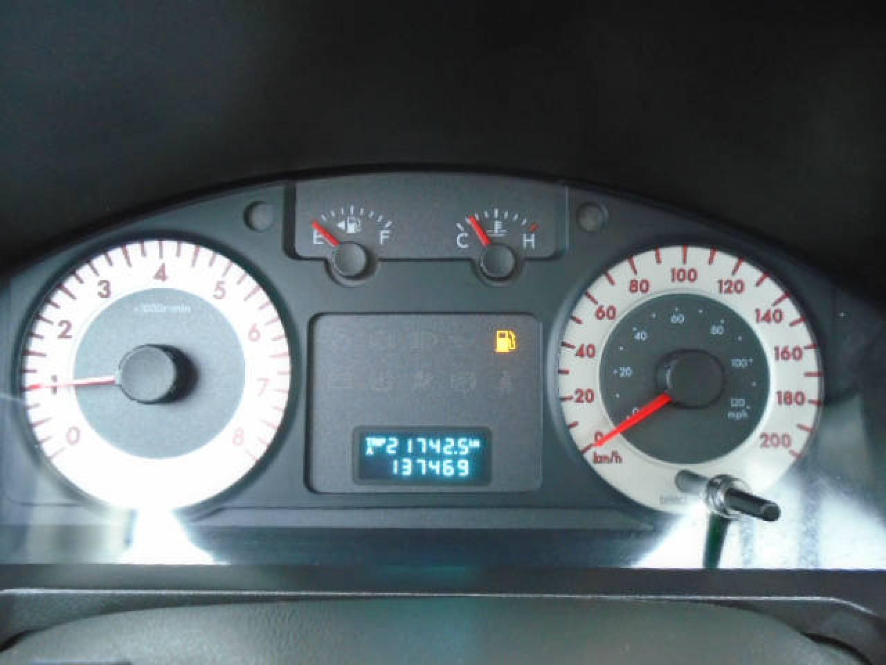 657553
