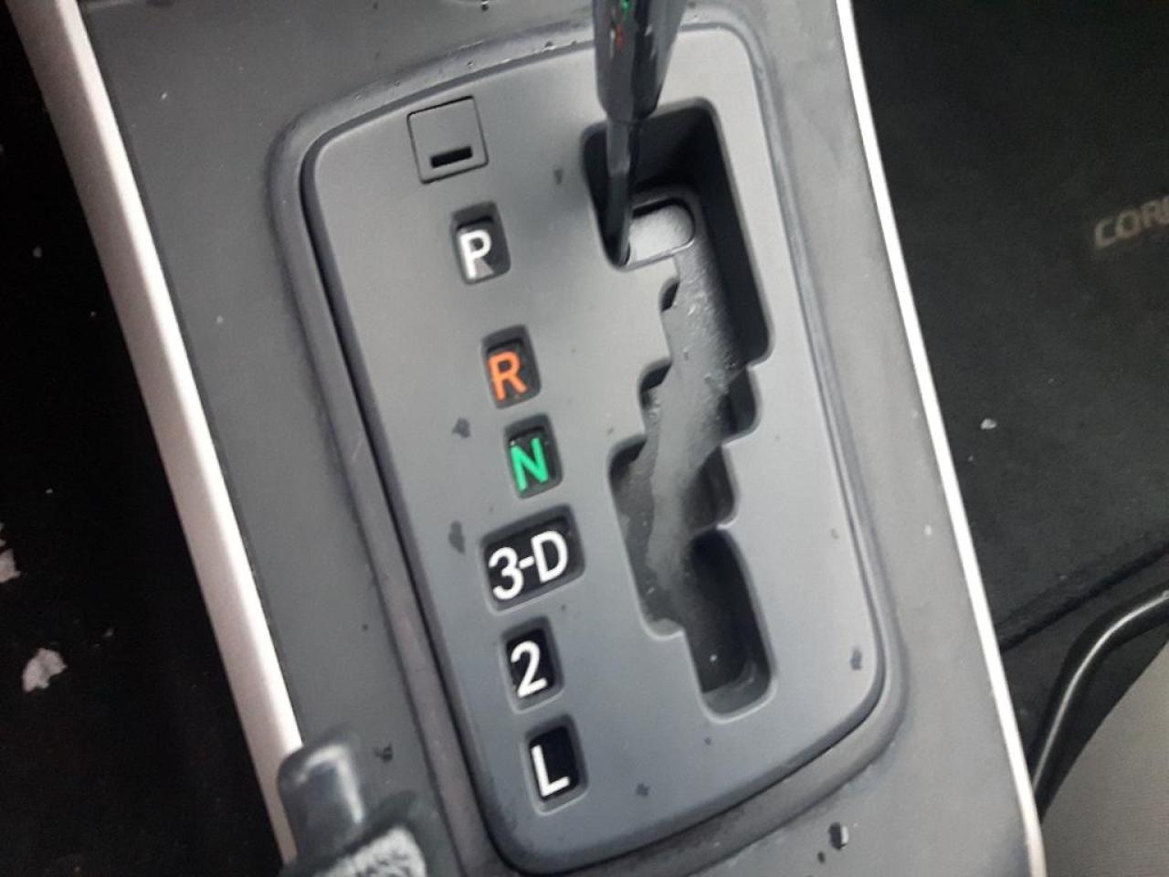 657557