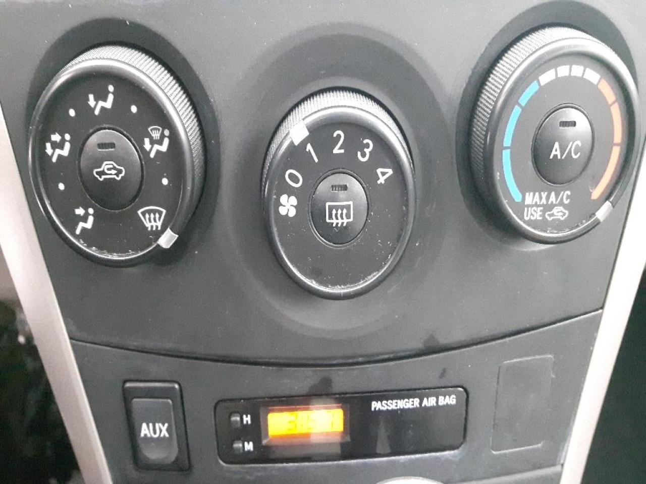657557