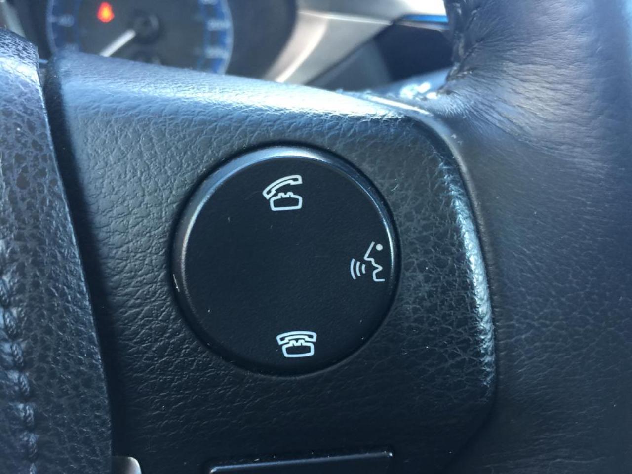 657561