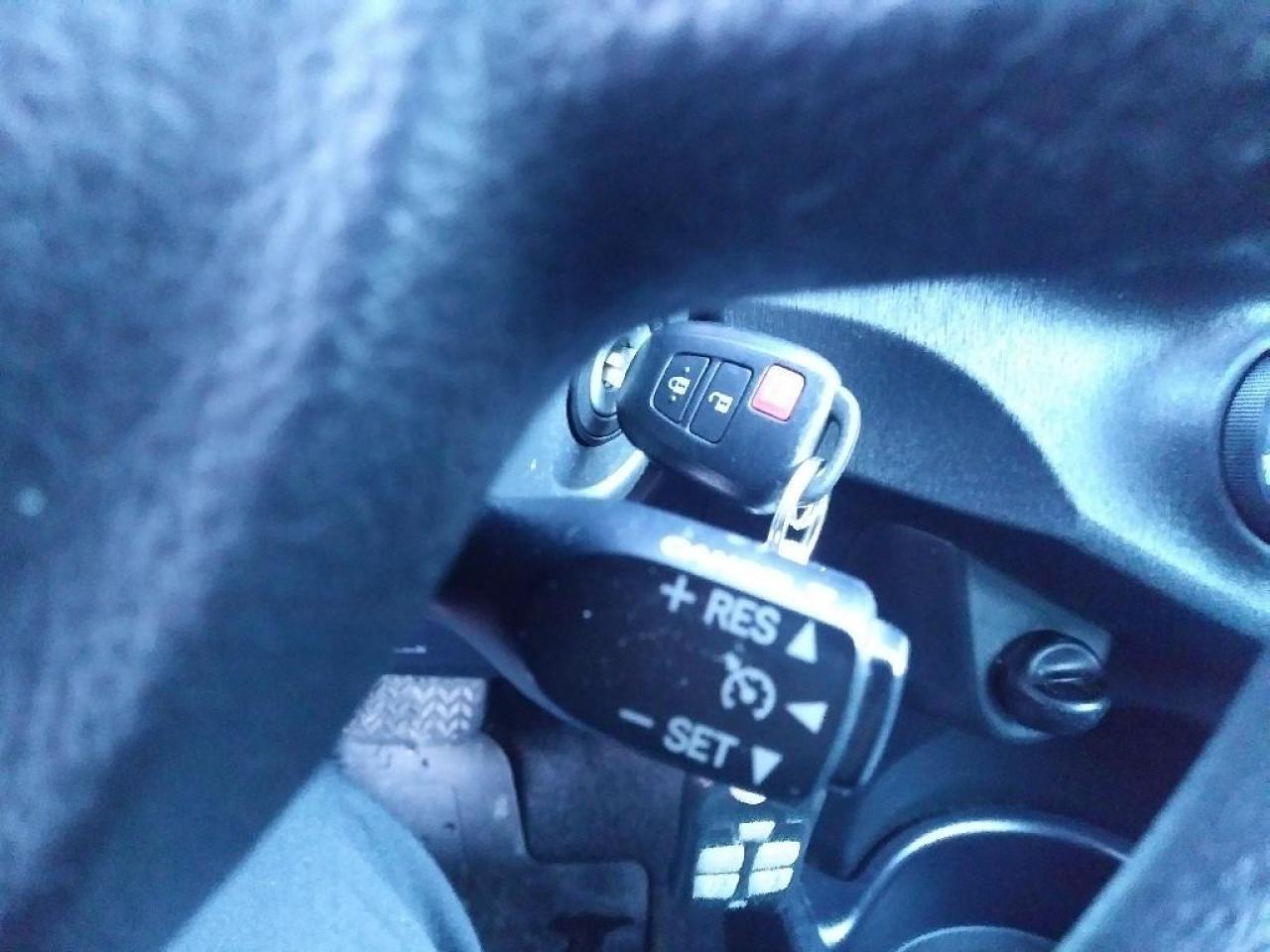 657567