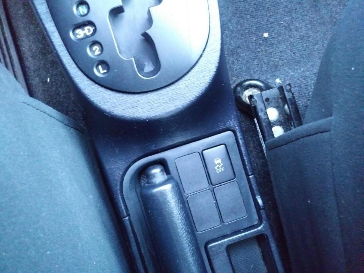 657567