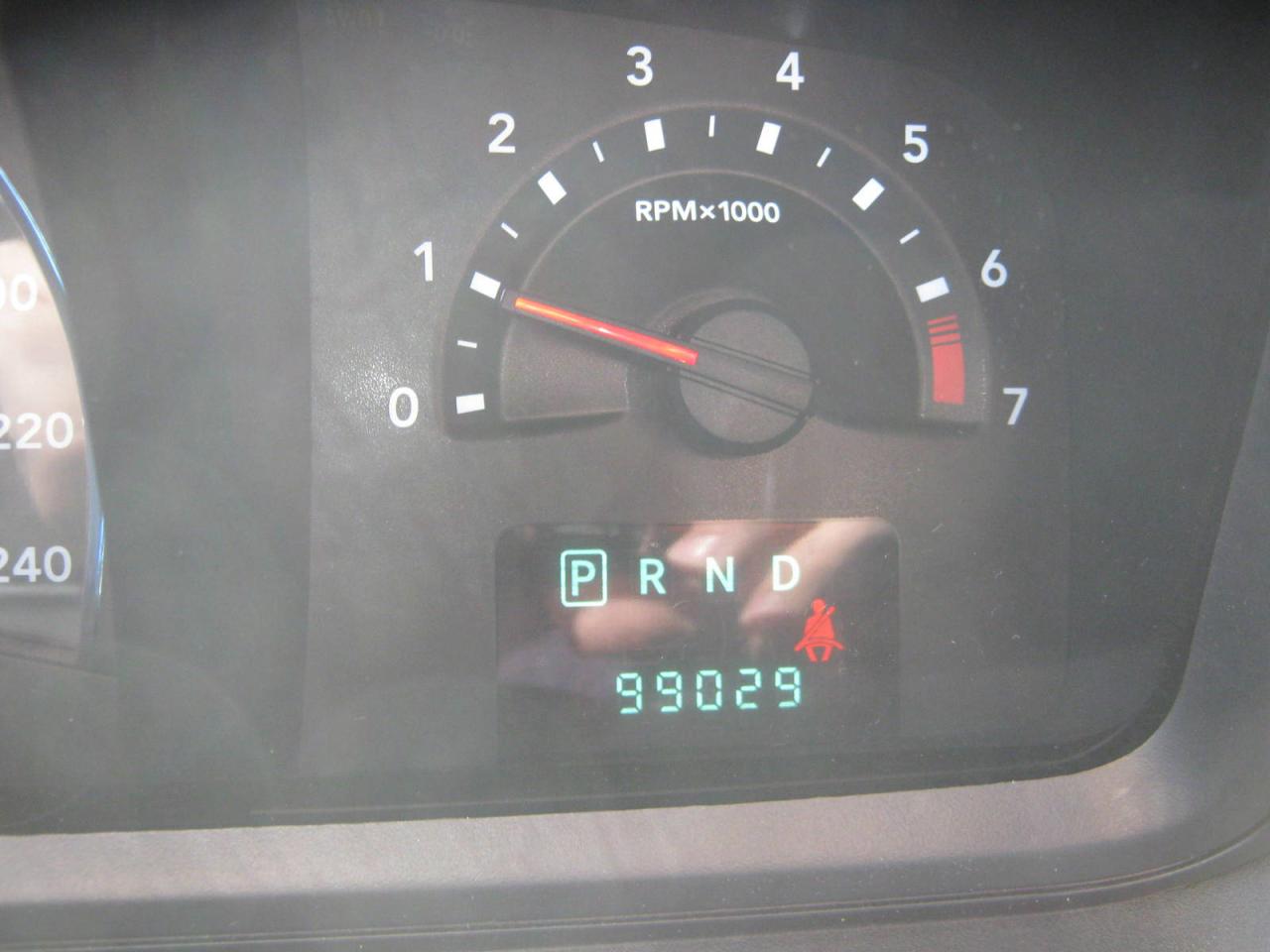 657586