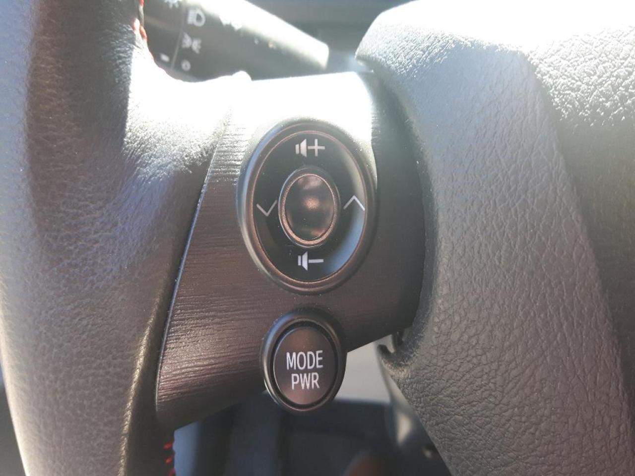 657598