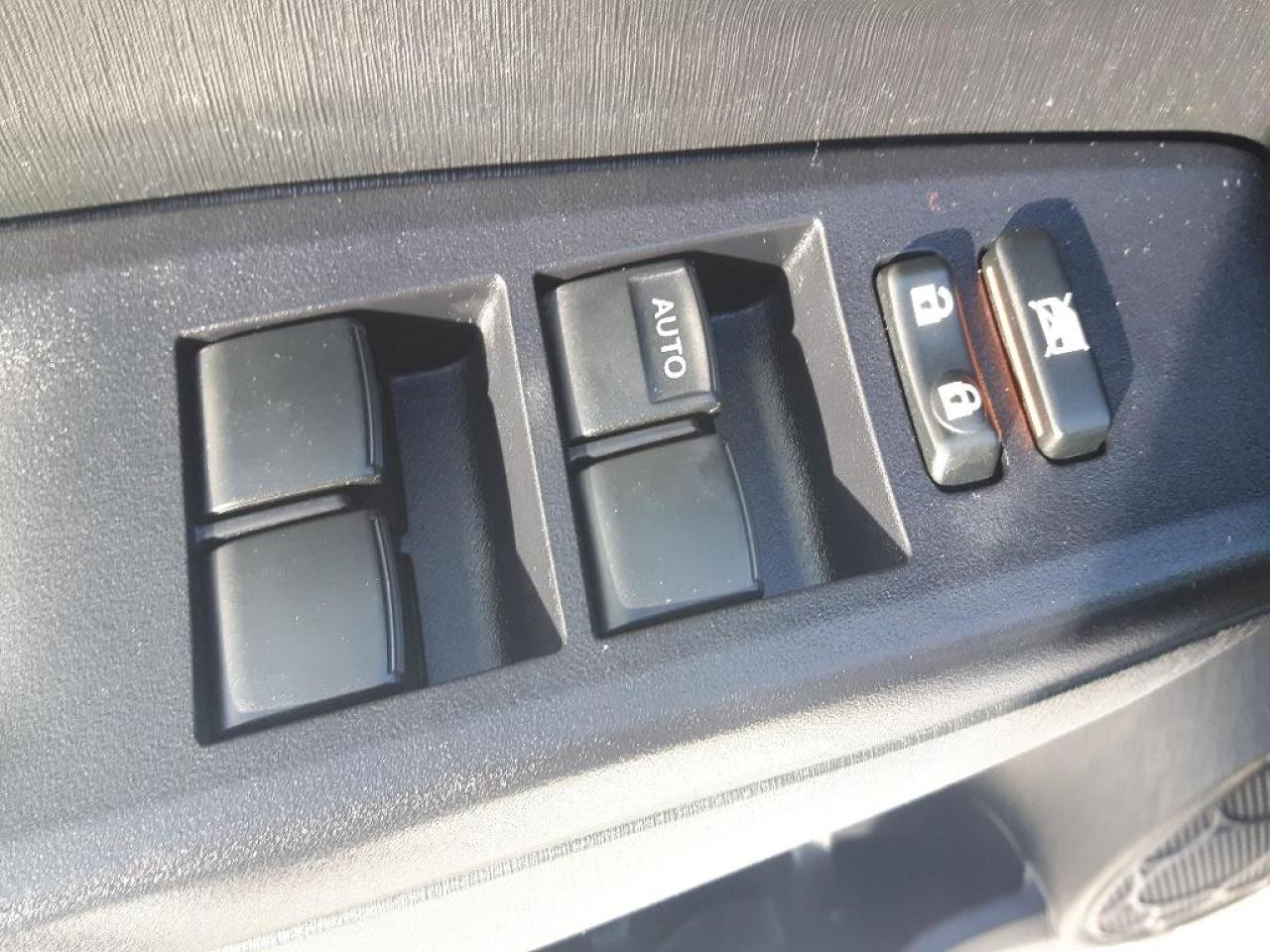 657611