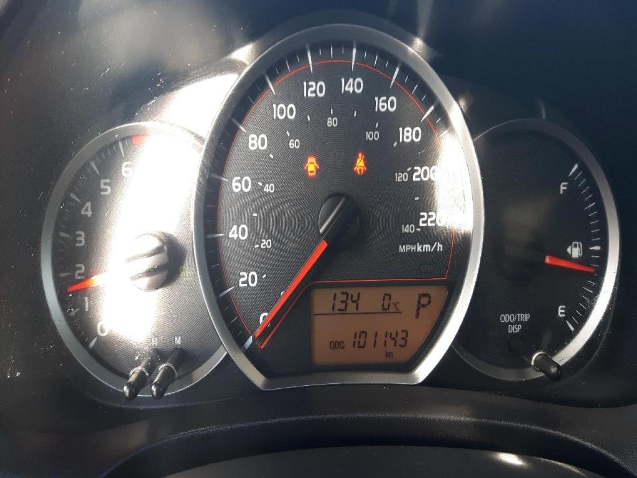657611