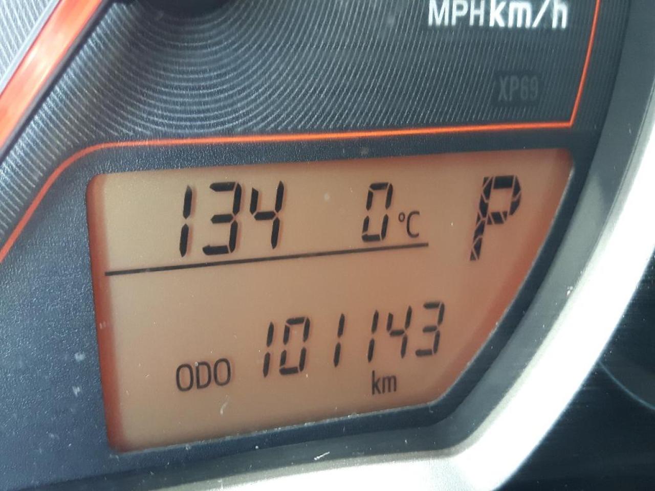 657611