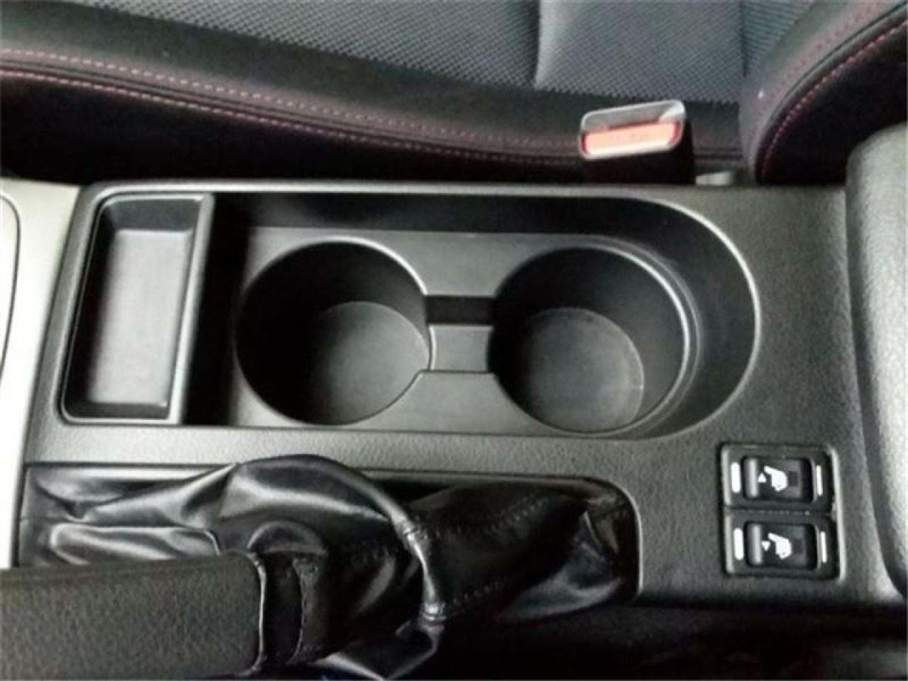 657613