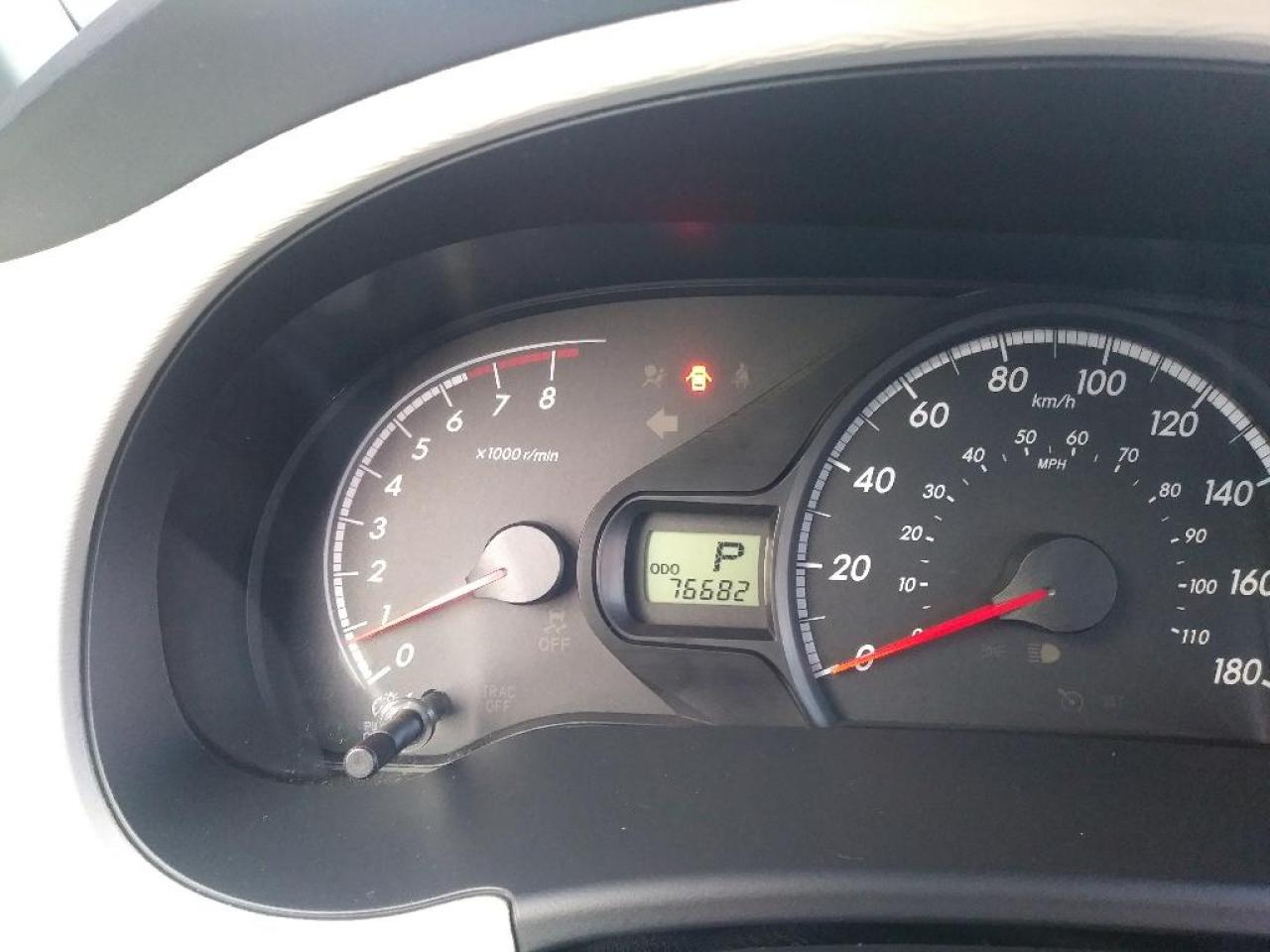 657621