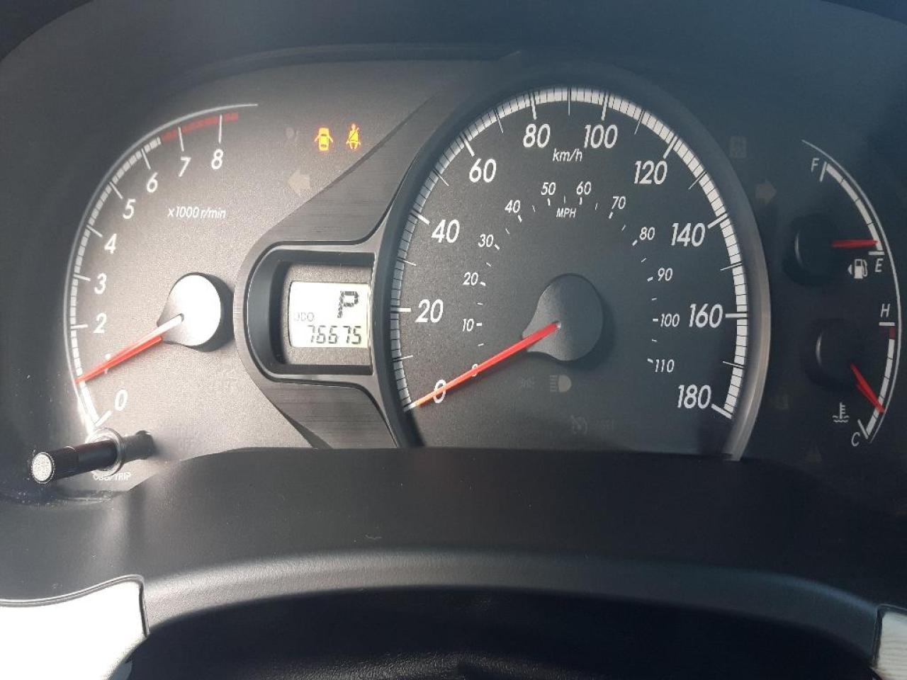 657621