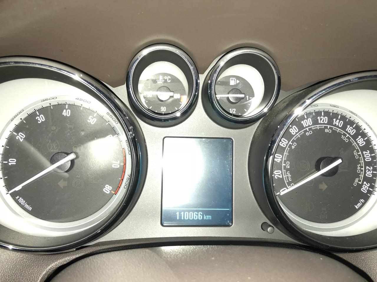 657626.11536755