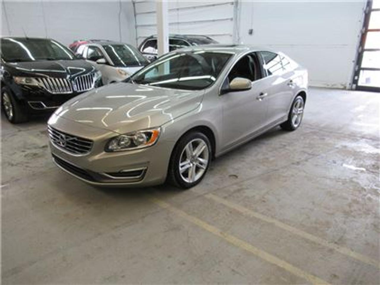 <a href=https://www.autoaubaine.com/Volvo-S60-c7019644.html>https://www.autoaubaine.com/Volvo-S60-c7019644.html</a>

S60 AWD PREMIER, 2015 SEULEMENT 57000 KM CERTIFIÉ, CUIRE TOIT, TOUTE ÉQUIPÉ, KEYLESS, CETTE VOITURE EST IMPECCABLE, FINANCEMENT DISPONIBLE, AUTO AVODIC DEPUIS 1982.