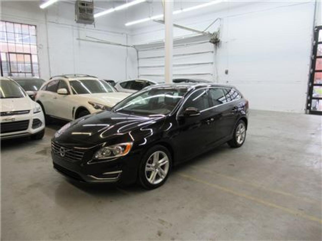 Used 2015 Volvo V60 T5 Premier Plus for sale in Montréal, QC