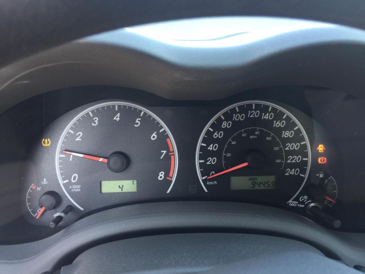 657663