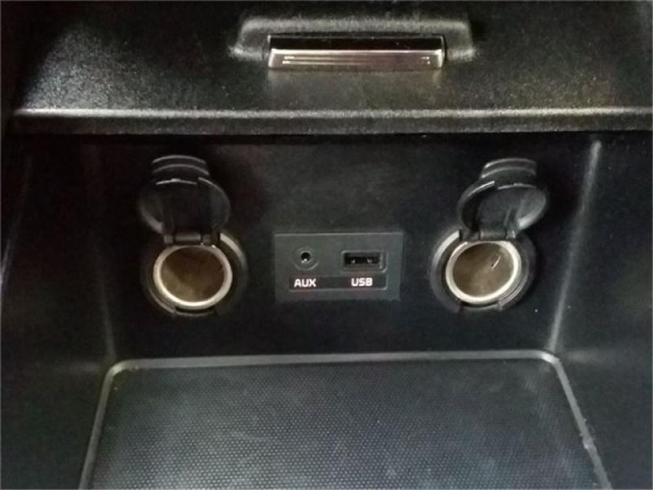 657683