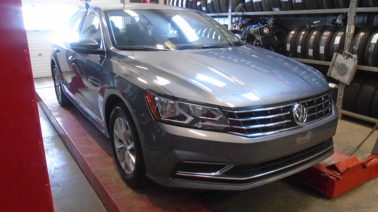 Used 2017 Volkswagen Passat 1.8 TSI Trendline+ berline 4 portes BA for sale in Alma, QC