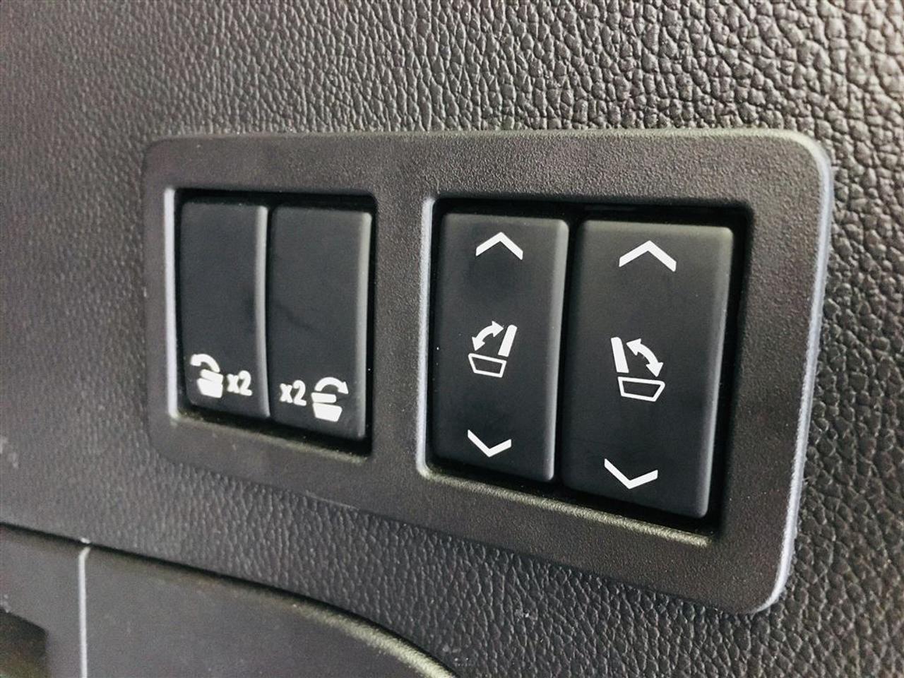 657704.11538057